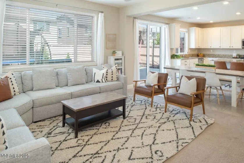 9721 Belville, Reno, Nevada 89521, 4 Bedrooms Bedrooms, ,3 BathroomsBathrooms,Residential,Residential,Belville,260000248