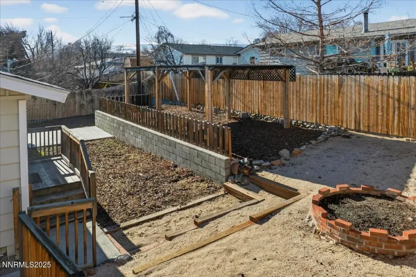 1495 Doric, Reno, Nevada 89503, 3 Bedrooms Bedrooms, ,2 BathroomsBathrooms,Residential,Residential,Doric,260000255