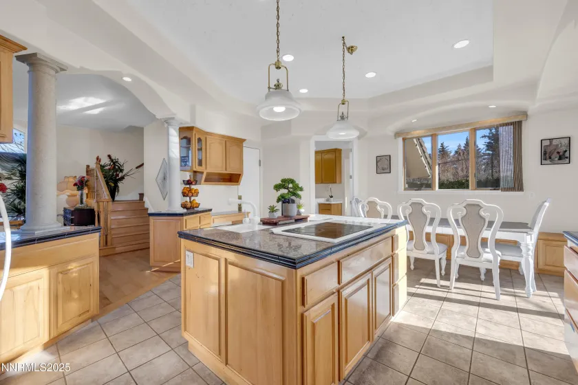 4454 Dant, Reno, Nevada 89509, 5 Bedrooms Bedrooms, ,4 BathroomsBathrooms,Residential,Residential,Dant,260000261