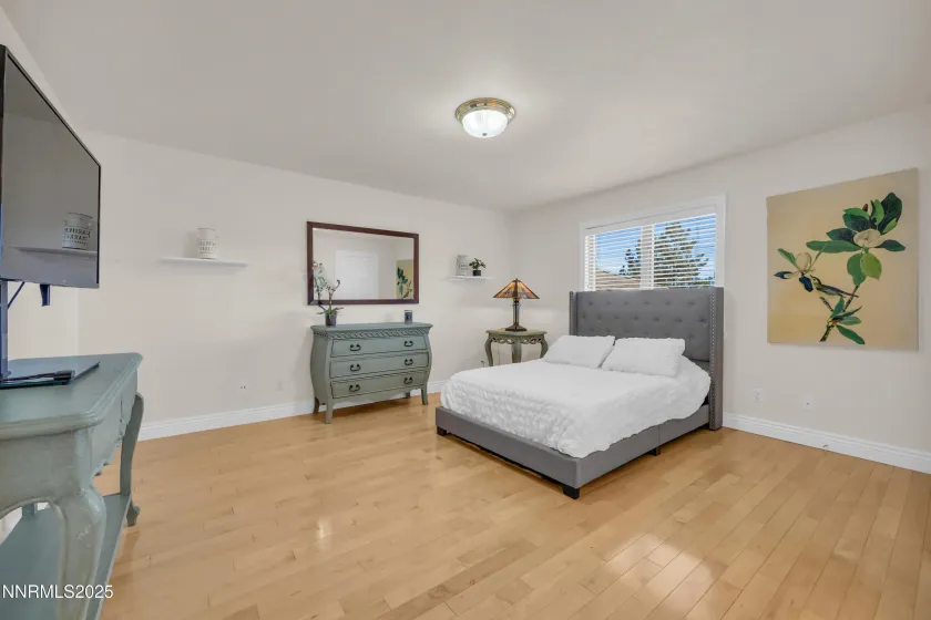 4454 Dant, Reno, Nevada 89509, 5 Bedrooms Bedrooms, ,4 BathroomsBathrooms,Residential,Residential,Dant,260000261