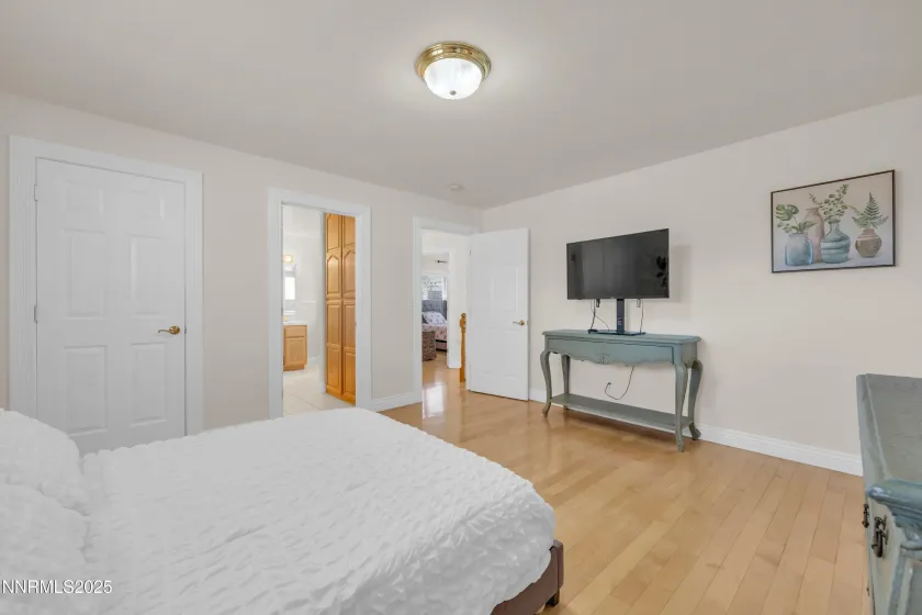 4454 Dant, Reno, Nevada 89509, 5 Bedrooms Bedrooms, ,4 BathroomsBathrooms,Residential,Residential,Dant,260000261