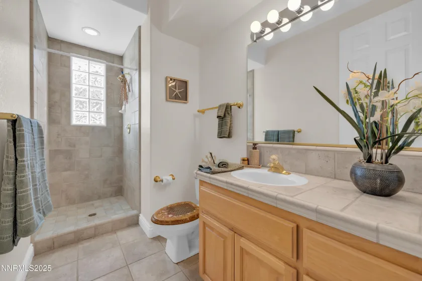 4454 Dant, Reno, Nevada 89509, 5 Bedrooms Bedrooms, ,4 BathroomsBathrooms,Residential,Residential,Dant,260000261