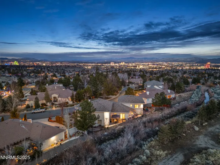 4454 Dant, Reno, Nevada 89509, 5 Bedrooms Bedrooms, ,4 BathroomsBathrooms,Residential,Residential,Dant,260000261