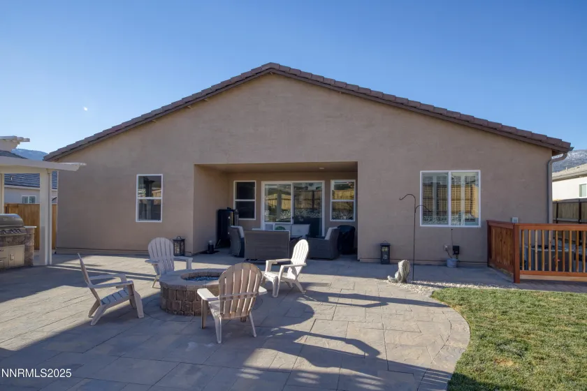 8377 Fenhollow, Verdi, Nevada 89439, 4 Bedrooms Bedrooms, ,3 BathroomsBathrooms,Residential,Residential,Fenhollow,260000230