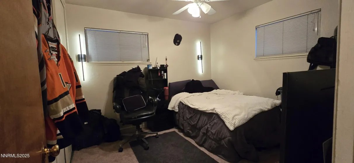 1305 Sbragia, Sparks, Nevada 89431, 3 Bedrooms Bedrooms, ,2 BathroomsBathrooms,Residential,Residential,Sbragia,260000254