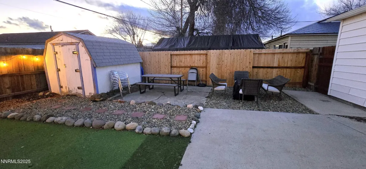 1305 Sbragia, Sparks, Nevada 89431, 3 Bedrooms Bedrooms, ,2 BathroomsBathrooms,Residential,Residential,Sbragia,260000254