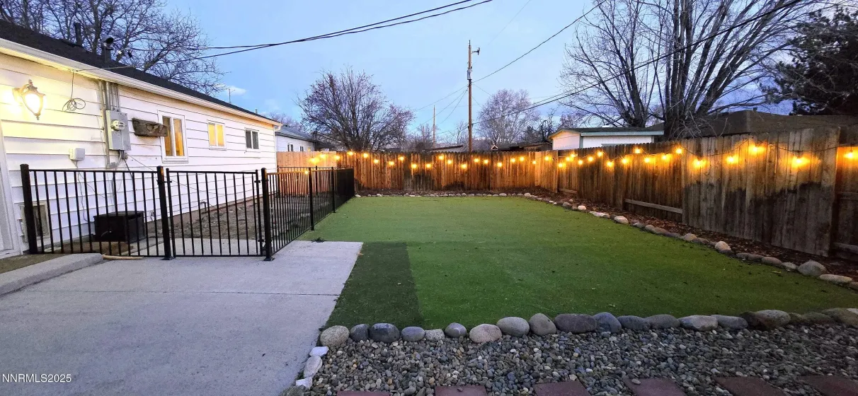 1305 Sbragia, Sparks, Nevada 89431, 3 Bedrooms Bedrooms, ,2 BathroomsBathrooms,Residential,Residential,Sbragia,260000254