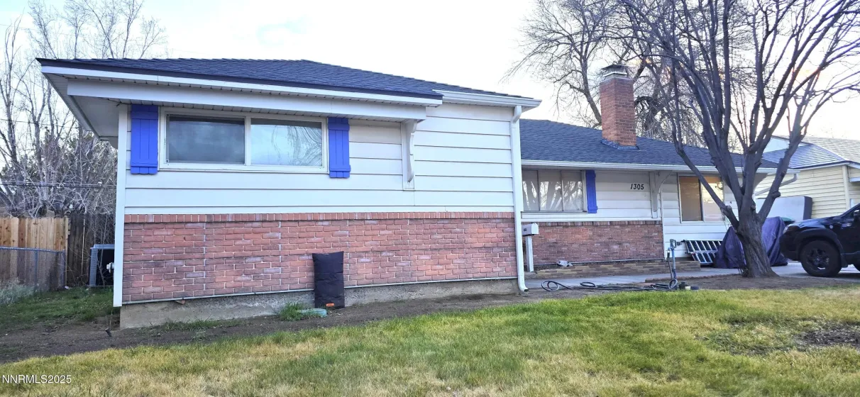 1305 Sbragia, Sparks, Nevada 89431, 3 Bedrooms Bedrooms, ,2 BathroomsBathrooms,Residential,Residential,Sbragia,260000254