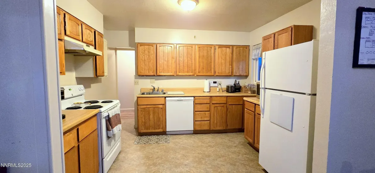 1305 Sbragia, Sparks, Nevada 89431, 3 Bedrooms Bedrooms, ,2 BathroomsBathrooms,Residential,Residential,Sbragia,260000254