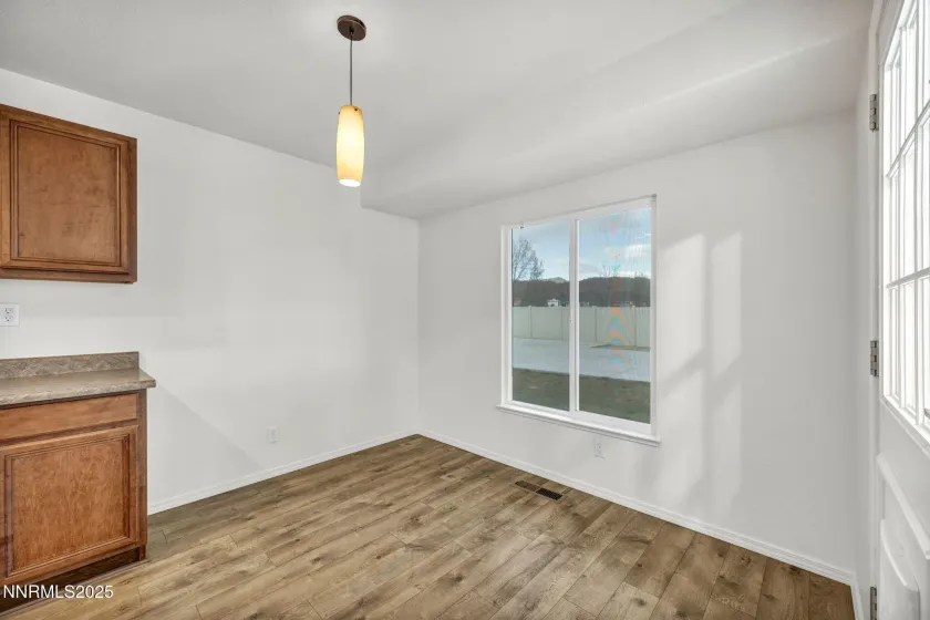 2371 Albatross, Sparks, Nevada 89441, 4 Bedrooms Bedrooms, ,2 BathroomsBathrooms,Residential,Residential,Albatross,260000265