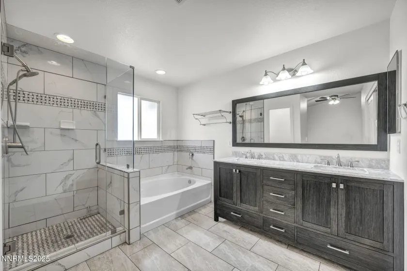 2371 Albatross, Sparks, Nevada 89441, 4 Bedrooms Bedrooms, ,2 BathroomsBathrooms,Residential,Residential,Albatross,260000265