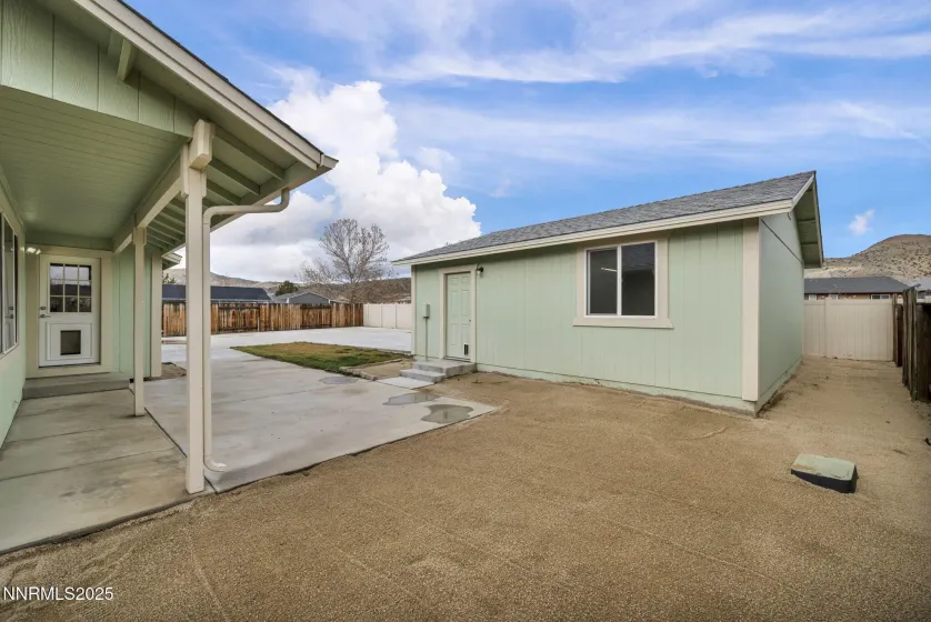 2371 Albatross, Sparks, Nevada 89441, 4 Bedrooms Bedrooms, ,2 BathroomsBathrooms,Residential,Residential,Albatross,260000265