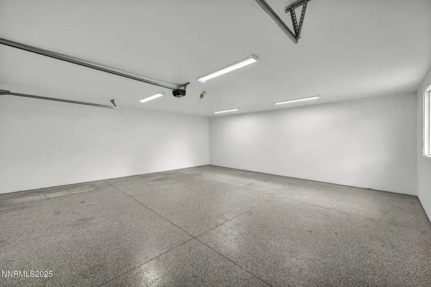 2371 Albatross, Sparks, Nevada 89441, 4 Bedrooms Bedrooms, ,2 BathroomsBathrooms,Residential,Residential,Albatross,260000265