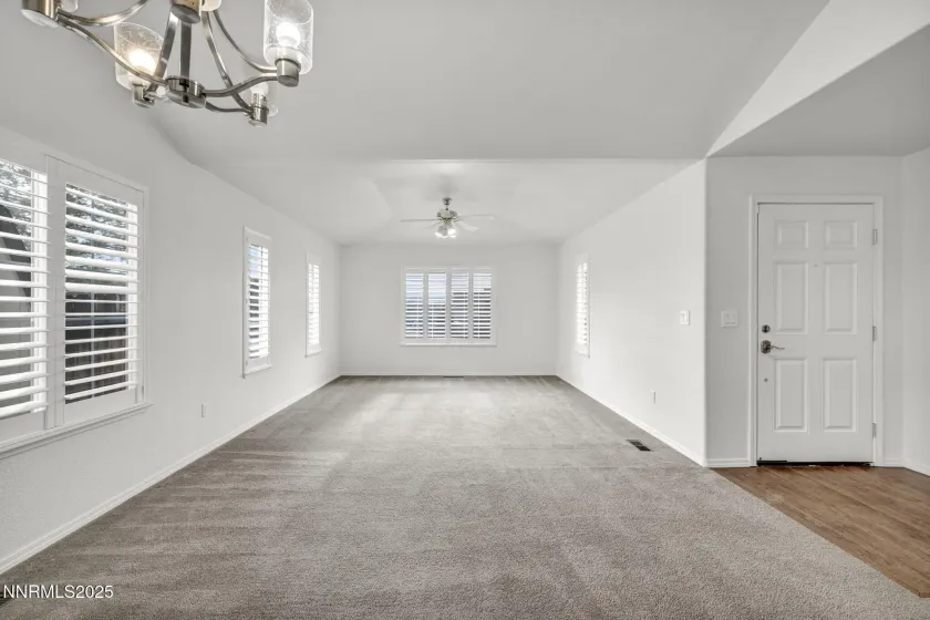 2371 Albatross, Sparks, Nevada 89441, 4 Bedrooms Bedrooms, ,2 BathroomsBathrooms,Residential,Residential,Albatross,260000265