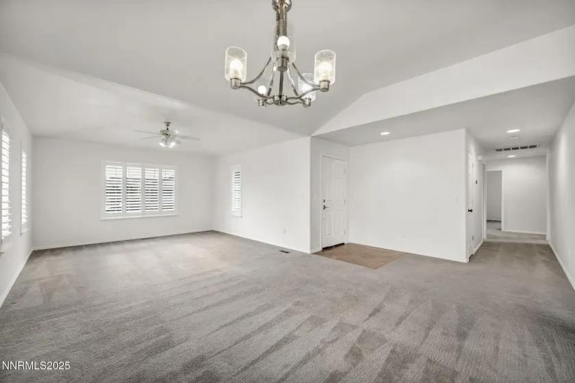 2371 Albatross, Sparks, Nevada 89441, 4 Bedrooms Bedrooms, ,2 BathroomsBathrooms,Residential,Residential,Albatross,260000265