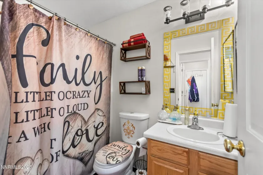 7351 Rubens, Sun Valley, Nevada 89433, 3 Bedrooms Bedrooms, ,2 BathroomsBathrooms,Residential,Residential,Rubens,260000271