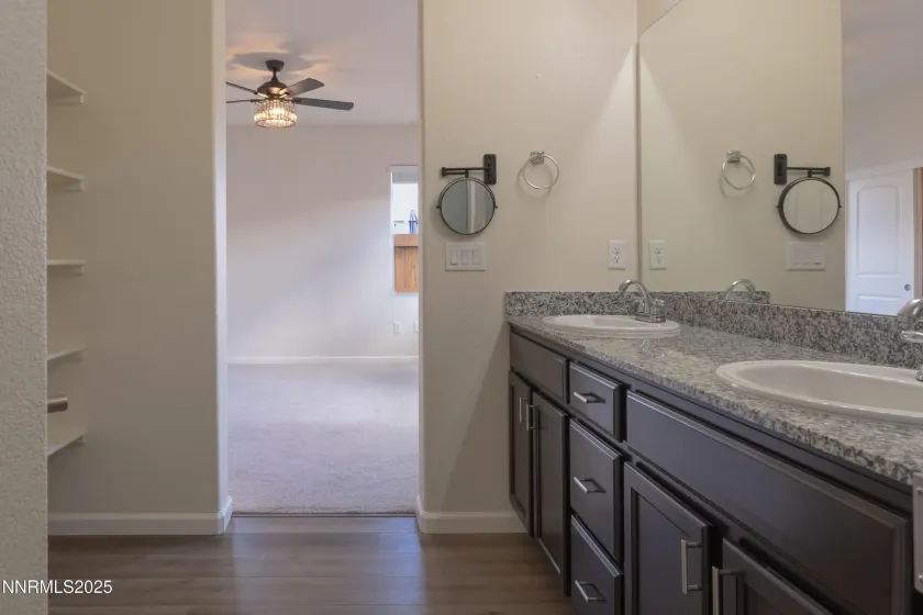 14524 Leiden, Reno, Nevada 89506, 3 Bedrooms Bedrooms, ,2 BathroomsBathrooms,Residential,Residential,Leiden,260000274