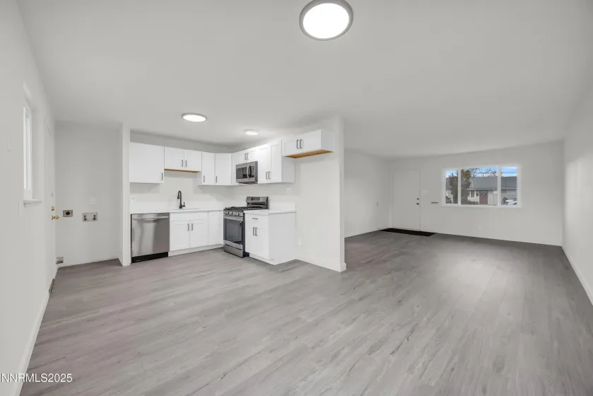 705 York, Sparks, Nevada 89431, 3 Bedrooms Bedrooms, ,1 BathroomBathrooms,Residential,Residential,York,260000275