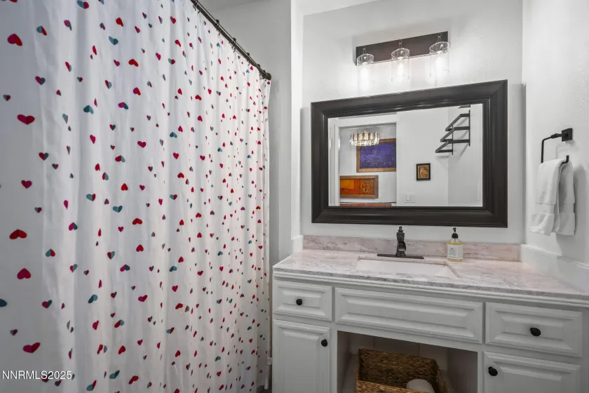 1911 Minaret, Reno, Nevada 89523, 4 Bedrooms Bedrooms, ,3 BathroomsBathrooms,Residential,Residential,Minaret,260000276