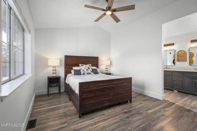 1911 Minaret, Reno, Nevada 89523, 4 Bedrooms Bedrooms, ,3 BathroomsBathrooms,Residential,Residential,Minaret,260000276