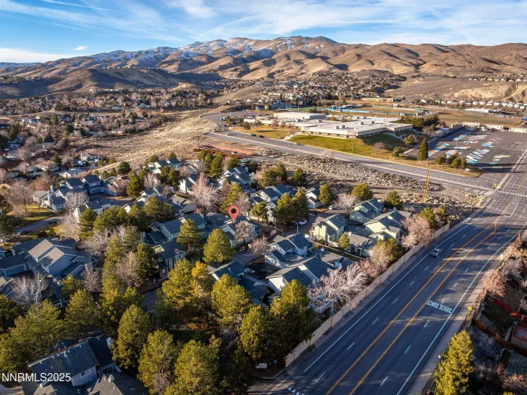 1911 Minaret, Reno, Nevada 89523, 4 Bedrooms Bedrooms, ,3 BathroomsBathrooms,Residential,Residential,Minaret,260000276