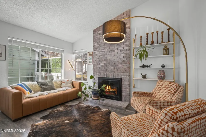 1911 Minaret, Reno, Nevada 89523, 4 Bedrooms Bedrooms, ,3 BathroomsBathrooms,Residential,Residential,Minaret,260000276