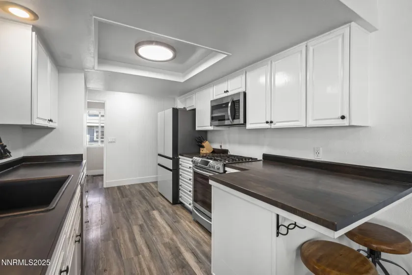 1911 Minaret, Reno, Nevada 89523, 4 Bedrooms Bedrooms, ,3 BathroomsBathrooms,Residential,Residential,Minaret,260000276