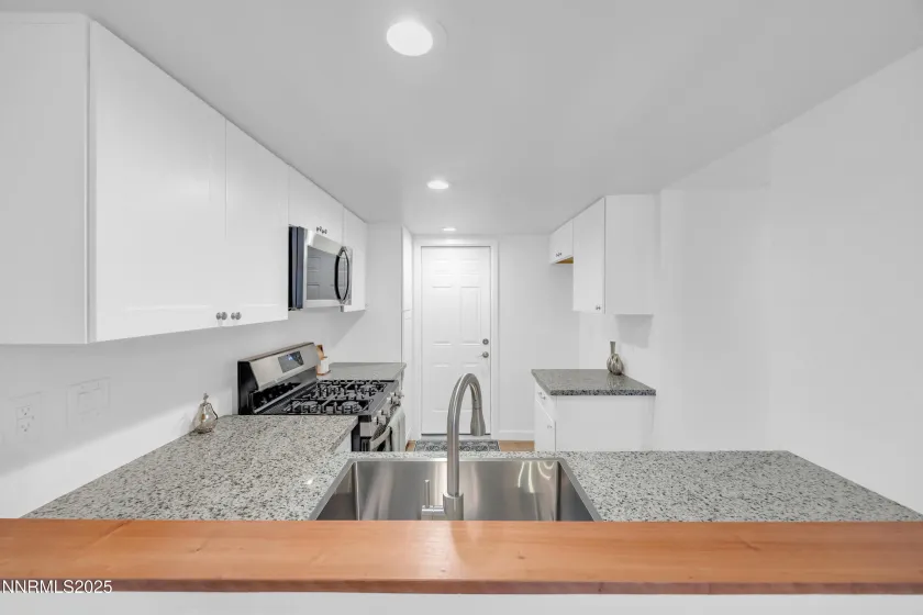 1690 Chatterley, Sparks, Nevada 89434, 3 Bedrooms Bedrooms, ,3 BathroomsBathrooms,Residential,Residential,Chatterley,260000278