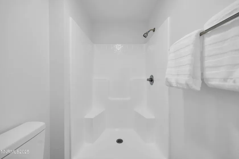 1690 Chatterley, Sparks, Nevada 89434, 3 Bedrooms Bedrooms, ,3 BathroomsBathrooms,Residential,Residential,Chatterley,260000278