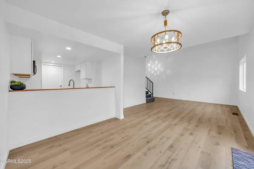 1690 Chatterley, Sparks, Nevada 89434, 3 Bedrooms Bedrooms, ,3 BathroomsBathrooms,Residential,Residential,Chatterley,260000278