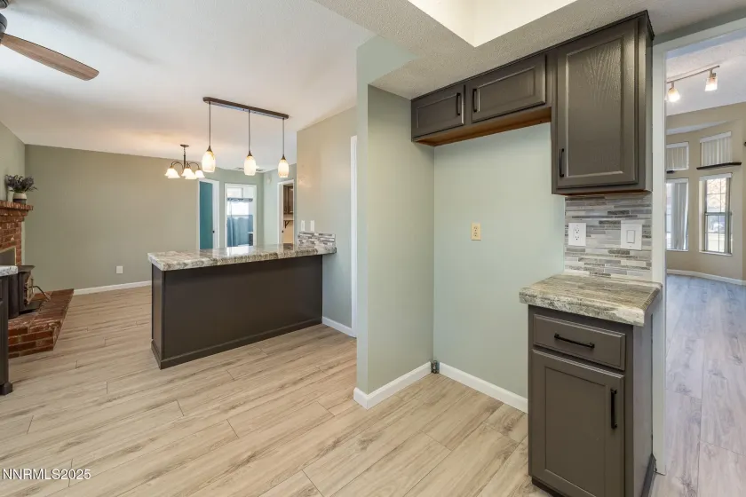 1438 Mandarin, Sparks, Nevada 89434, 4 Bedrooms Bedrooms, ,3 BathroomsBathrooms,Residential,Residential,Mandarin,260000279