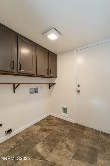 1438 Mandarin, Sparks, Nevada 89434, 4 Bedrooms Bedrooms, ,3 BathroomsBathrooms,Residential,Residential,Mandarin,260000279