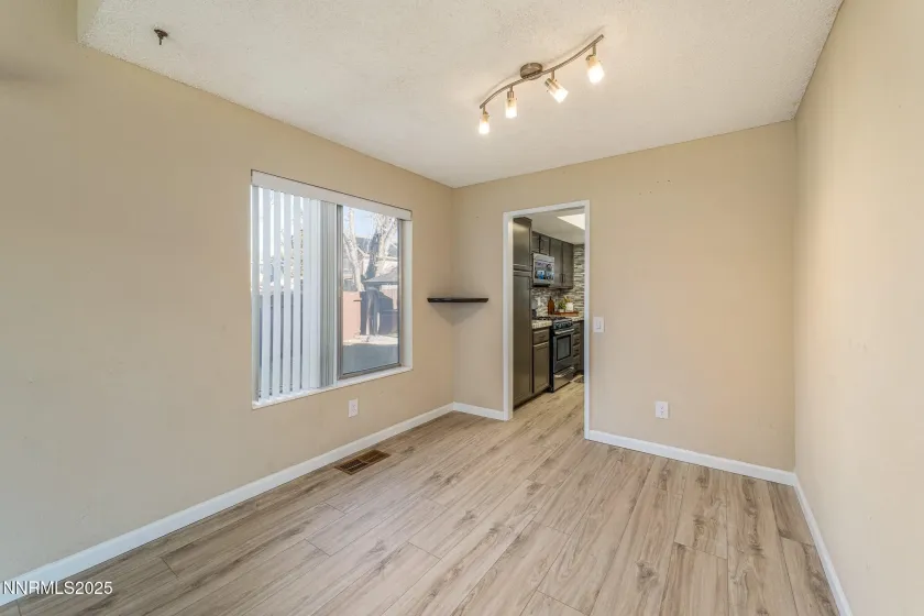 1438 Mandarin, Sparks, Nevada 89434, 4 Bedrooms Bedrooms, ,3 BathroomsBathrooms,Residential,Residential,Mandarin,260000279