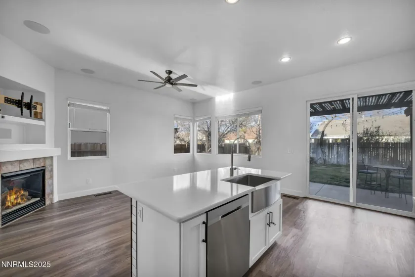 9638 Thunder Mountain, Reno, Nevada 89521, 4 Bedrooms Bedrooms, ,2 BathroomsBathrooms,Residential,Residential,Thunder Mountain,260000291