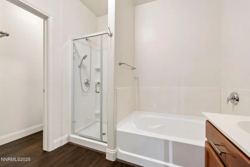 1325 Meadows, Reno, Nevada 89521, 2 Bedrooms Bedrooms, ,2 BathroomsBathrooms,Residential,Residential,Meadows,260000292