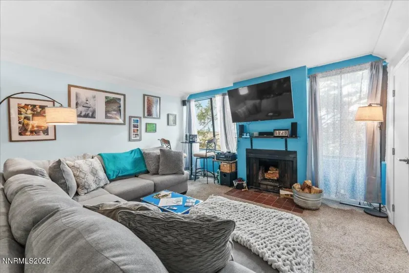 63 Vista Rafael, Reno, Nevada 89503, 2 Bedrooms Bedrooms, ,1 BathroomBathrooms,Residential,Residential,Vista Rafael,260000294