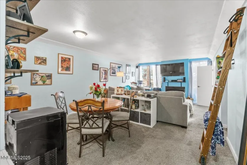 63 Vista Rafael, Reno, Nevada 89503, 2 Bedrooms Bedrooms, ,1 BathroomBathrooms,Residential,Residential,Vista Rafael,260000294