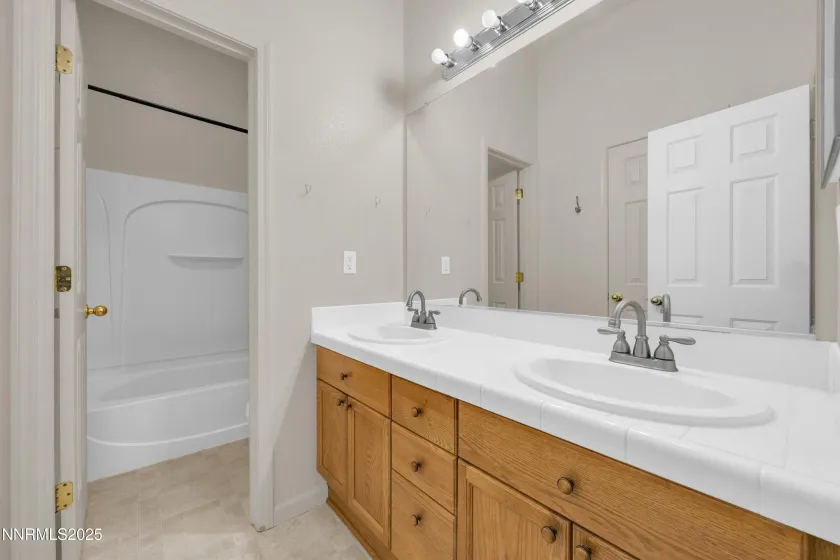 1600 Picetti, Fernley, Nevada 89408, 3 Bedrooms Bedrooms, ,2 BathroomsBathrooms,Residential,Residential,Picetti,260000295