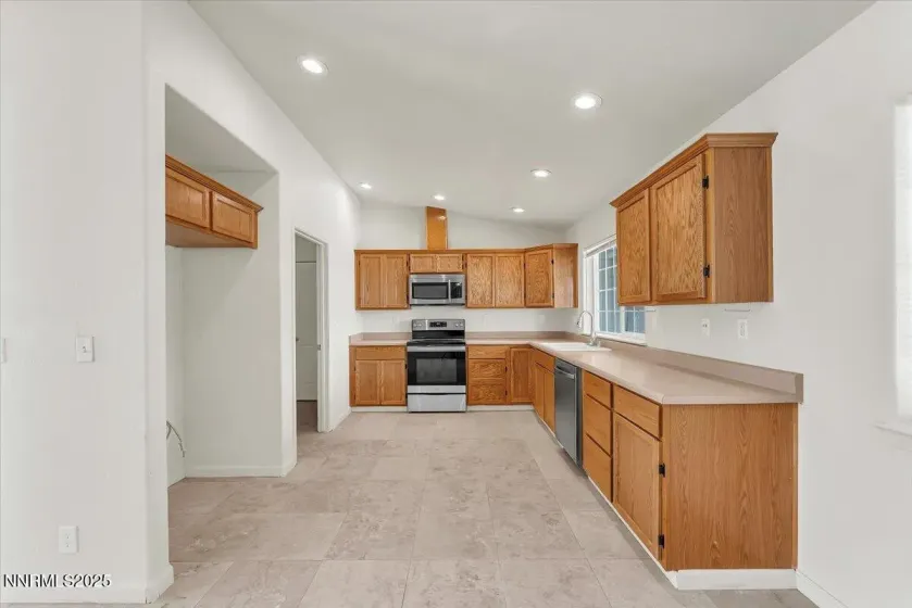 6319 Bluegrass, Stagecoach, Nevada 89429, 3 Bedrooms Bedrooms, ,2 BathroomsBathrooms,Residential,Residential,Bluegrass,260000297