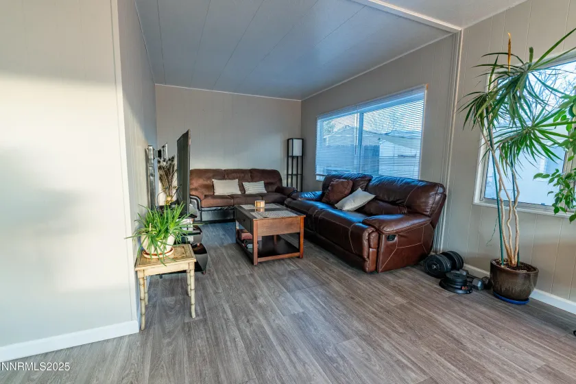 16180 Rhyolite, Reno, Nevada 89521, 3 Bedrooms Bedrooms, ,2 BathroomsBathrooms,Residential,Residential,Rhyolite,260000296