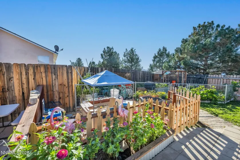 20922 White Rock, Reno, Nevada 89508, 3 Bedrooms Bedrooms, ,2 BathroomsBathrooms,Residential,Residential,White Rock,260000299