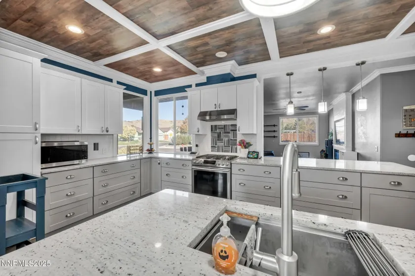 20922 White Rock, Reno, Nevada 89508, 3 Bedrooms Bedrooms, ,2 BathroomsBathrooms,Residential,Residential,White Rock,260000299