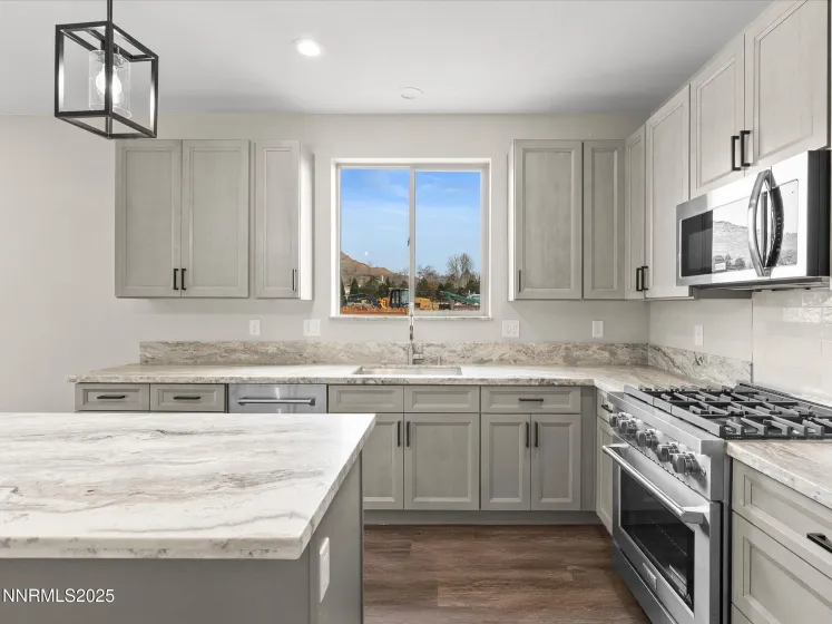 3602 Oakridge, Sparks, Nevada 89436, 4 Bedrooms Bedrooms, ,3 BathroomsBathrooms,Residential,Residential,Oakridge,260000280