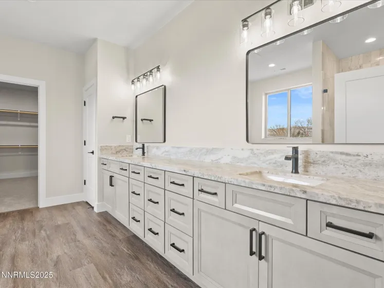 3602 Oakridge, Sparks, Nevada 89436, 4 Bedrooms Bedrooms, ,3 BathroomsBathrooms,Residential,Residential,Oakridge,260000280