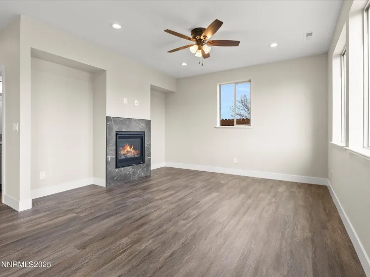 3602 Oakridge, Sparks, Nevada 89436, 4 Bedrooms Bedrooms, ,3 BathroomsBathrooms,Residential,Residential,Oakridge,260000280