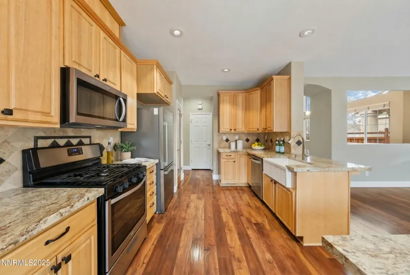 2825 Grosmont, Sparks, Nevada 89436, 5 Bedrooms Bedrooms, ,4 BathroomsBathrooms,Residential,Residential,Grosmont,260000282