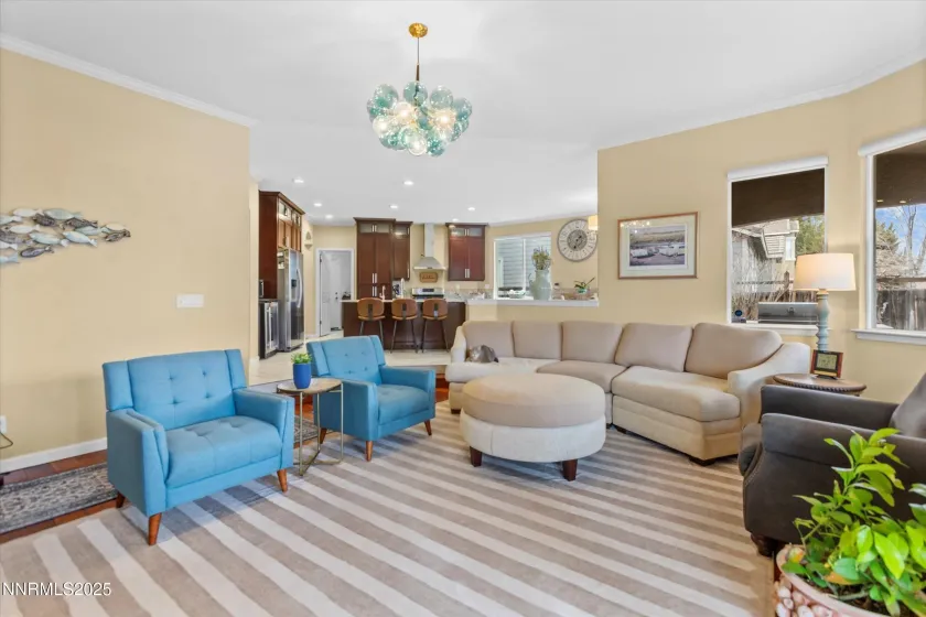 6894 Cinnamon, Sparks, Nevada 89436, 5 Bedrooms Bedrooms, ,3 BathroomsBathrooms,Residential,Residential,Cinnamon,260000281