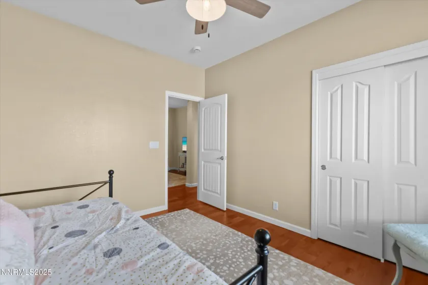 6894 Cinnamon, Sparks, Nevada 89436, 5 Bedrooms Bedrooms, ,3 BathroomsBathrooms,Residential,Residential,Cinnamon,260000281