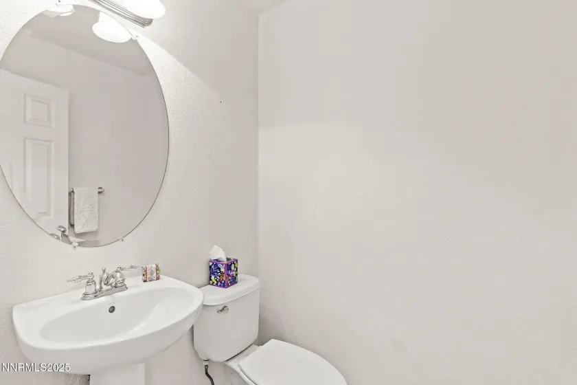 2125 Stanton, Reno, Nevada 89502, 3 Bedrooms Bedrooms, ,3 BathroomsBathrooms,Residential,Residential,Stanton,260000283