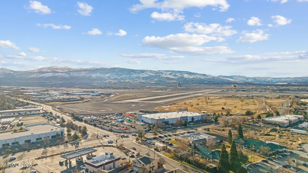 2125 Stanton, Reno, Nevada 89502, 3 Bedrooms Bedrooms, ,3 BathroomsBathrooms,Residential,Residential,Stanton,260000283